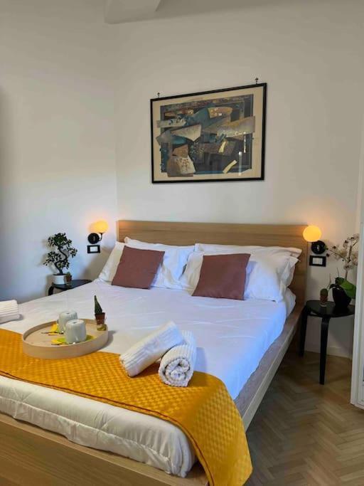 3 Fermate Dal Colosseo - Casa Vacanze Elena - 50 M Da Metro Garbatella 罗马 外观 照片